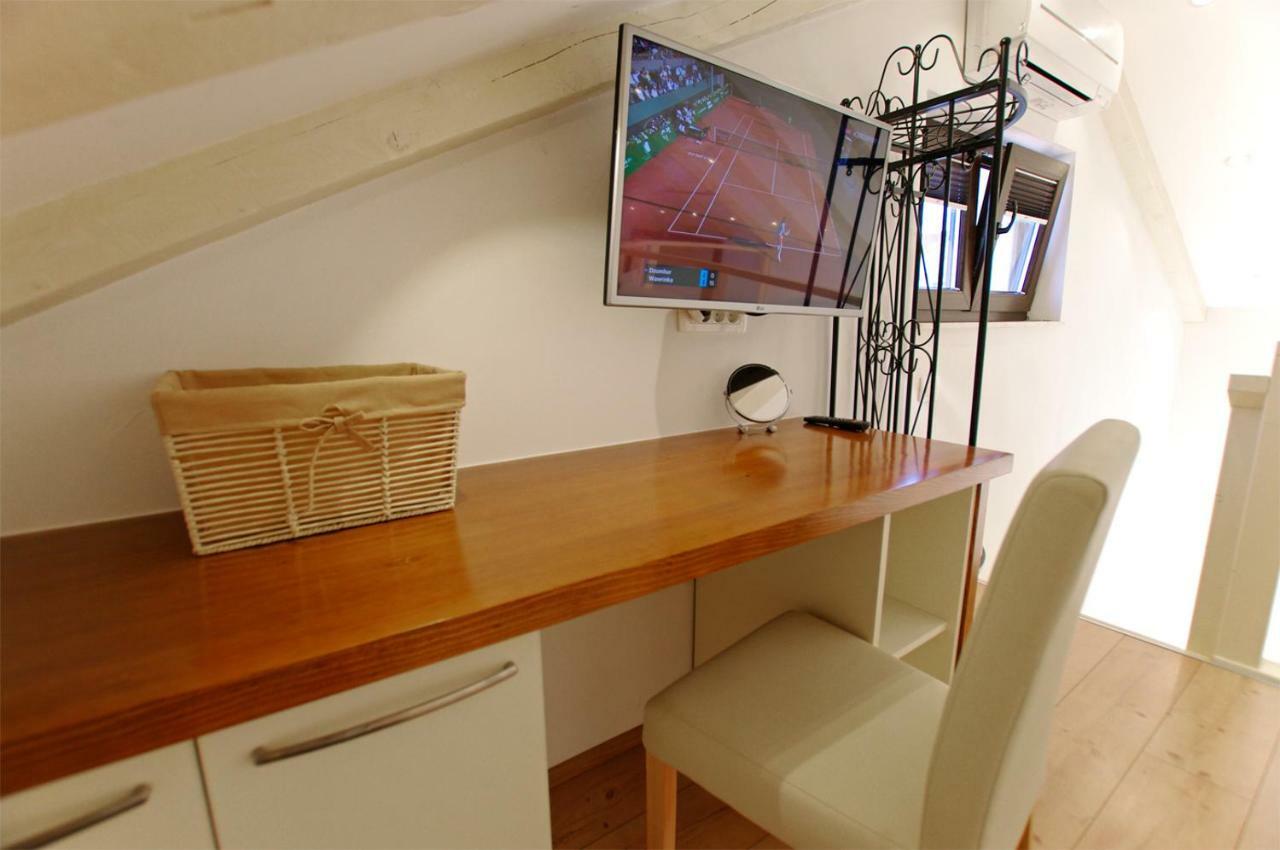 דירות Apartman Murter Center 4+1 Id 720 מראה חיצוני תמונה