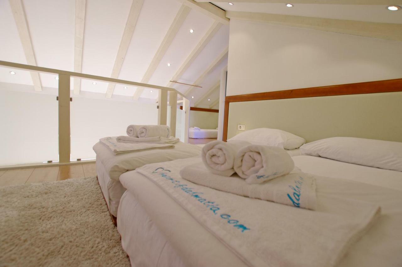 דירות Apartman Murter Center 4+1 Id 720 מראה חיצוני תמונה