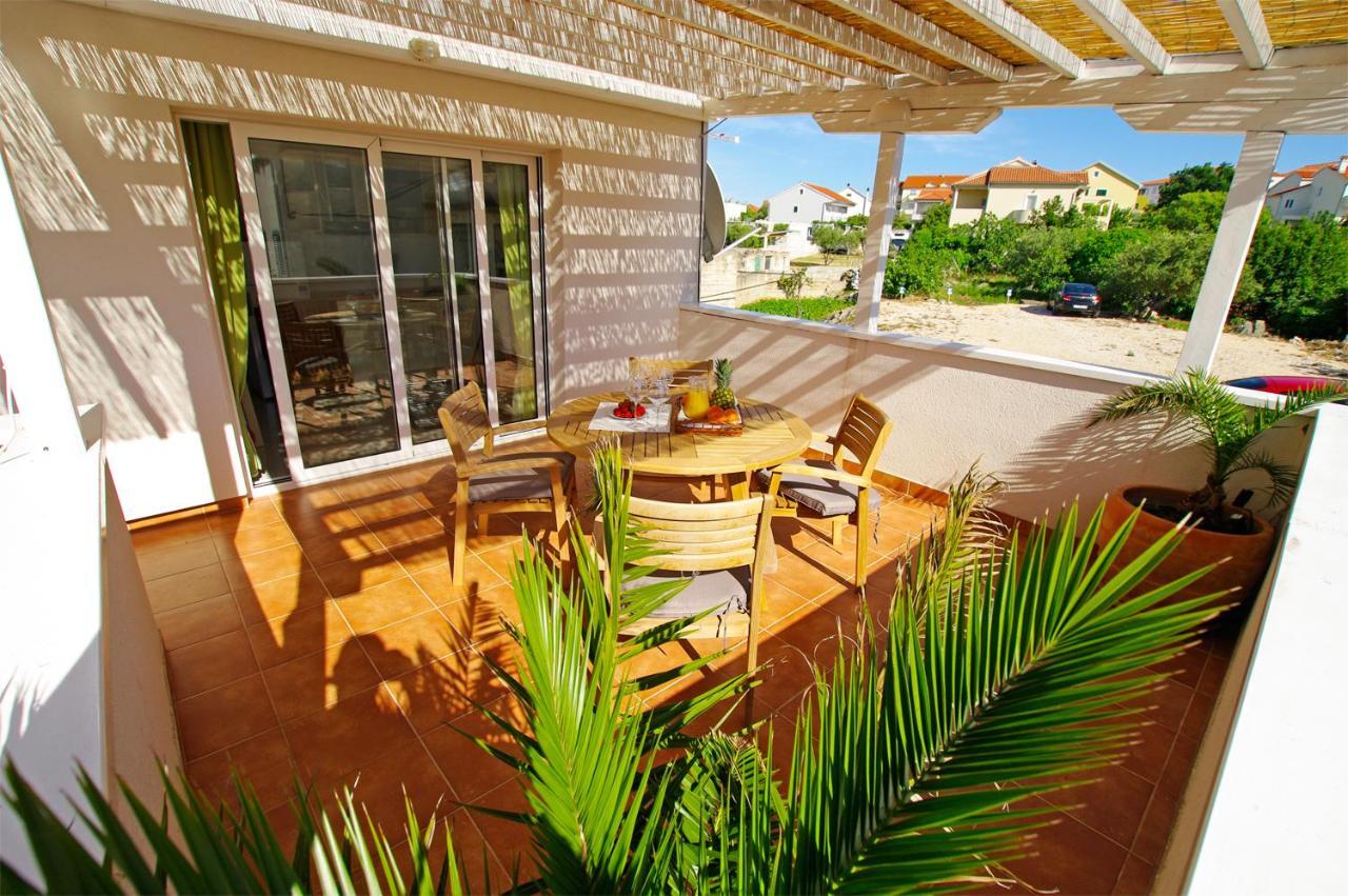 דירות Apartman Murter Center 4+1 Id 720 מראה חיצוני תמונה